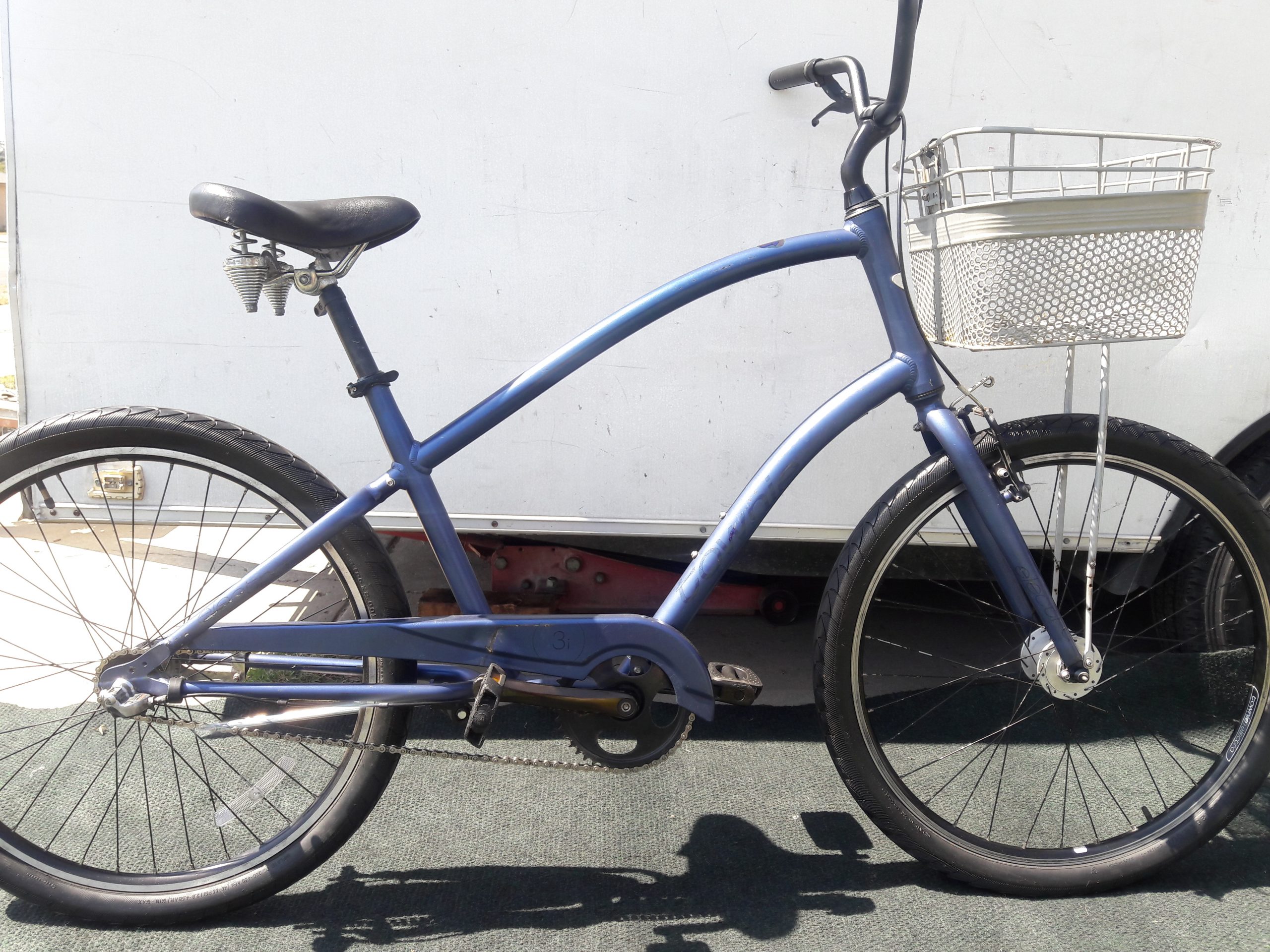 used electra townie bike